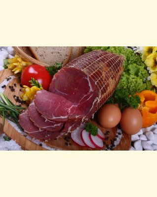 Tóalmási füstölt nyers kötözött sonka kb. 1,5 -1,6 kg Tóalmási füstölt nyers kötözött sonka kb. 1,5 -1,6 kg